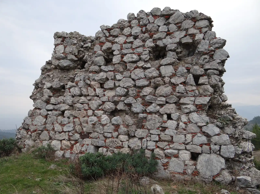 Tour de Lichada, mur ouest
